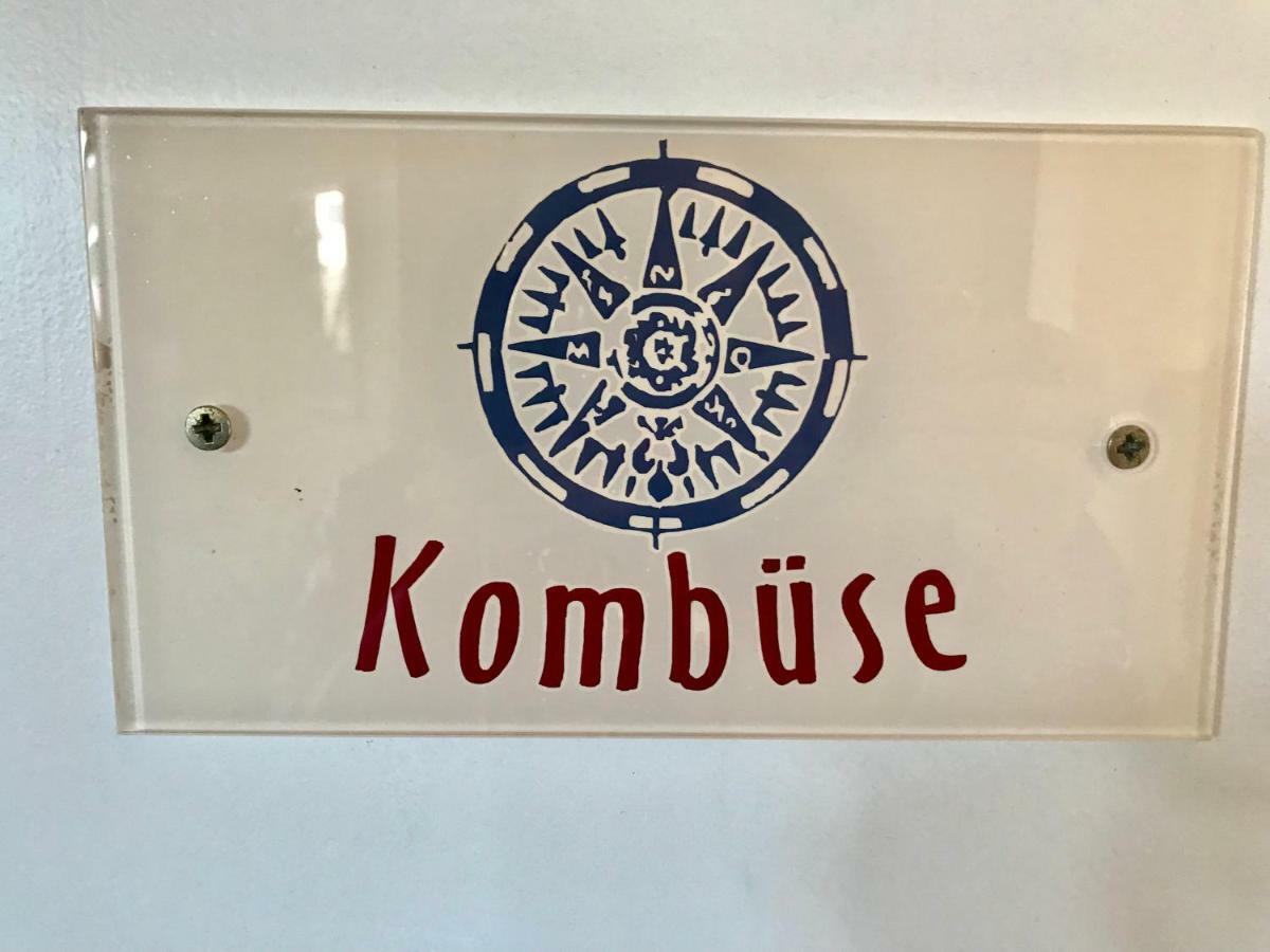 "Kombuese" By Ferienhaus Strandgut Борн Экстерьер фото